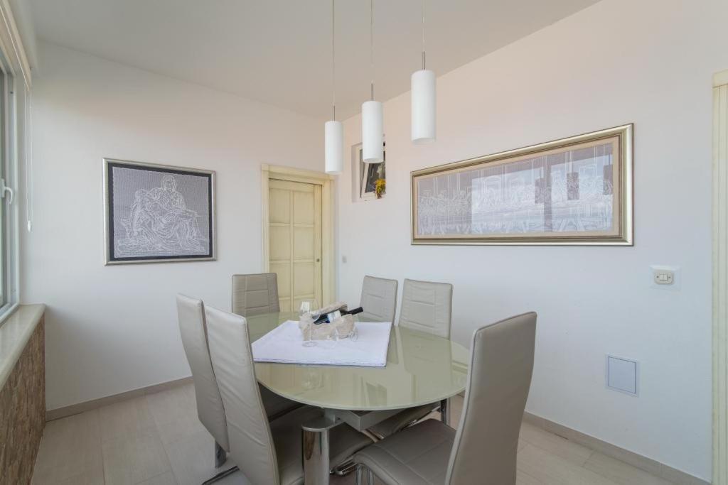 Apartment Marcela Сутиван Екстериор снимка