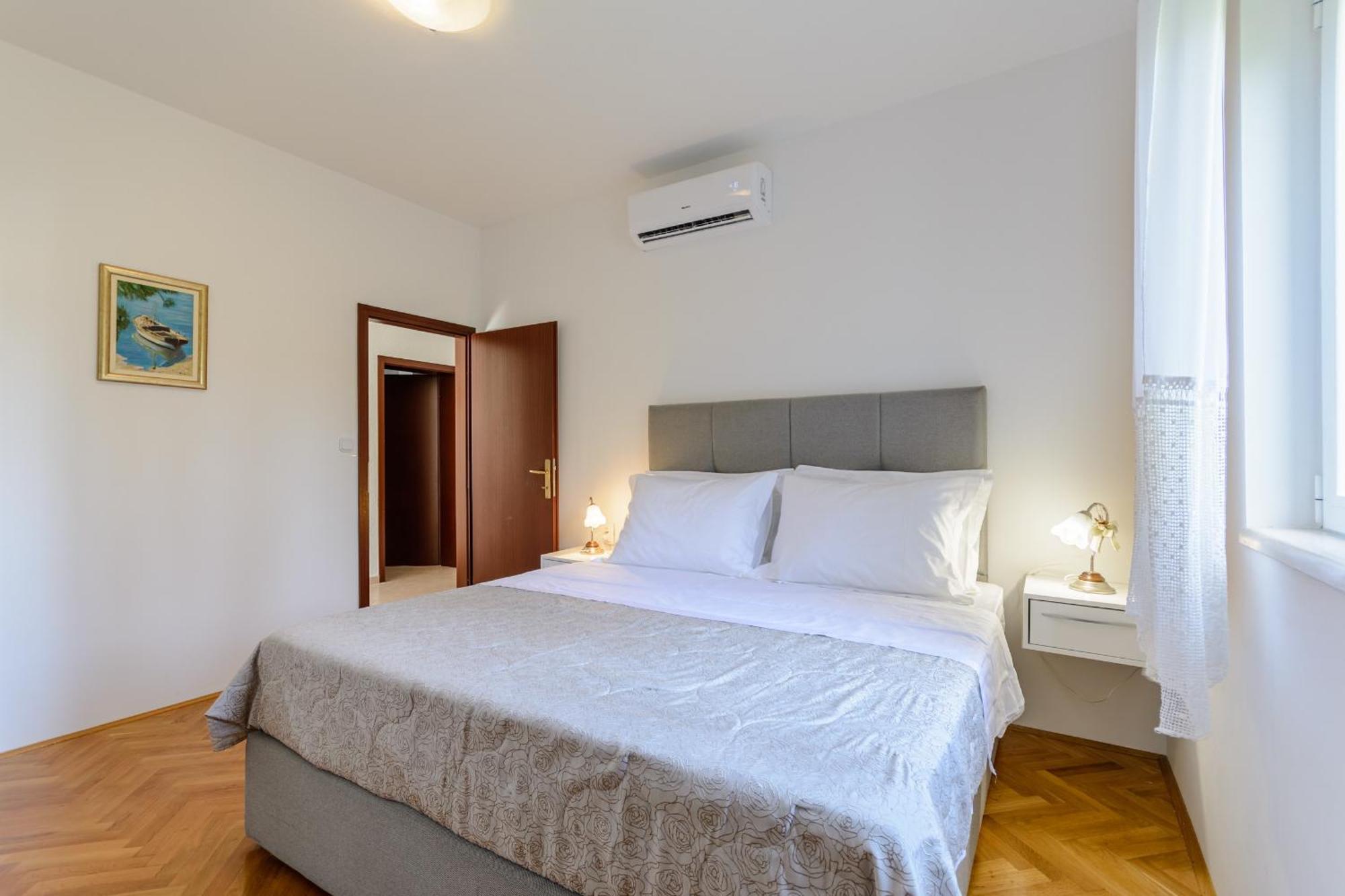 Apartment Marcela Сутиван Екстериор снимка
